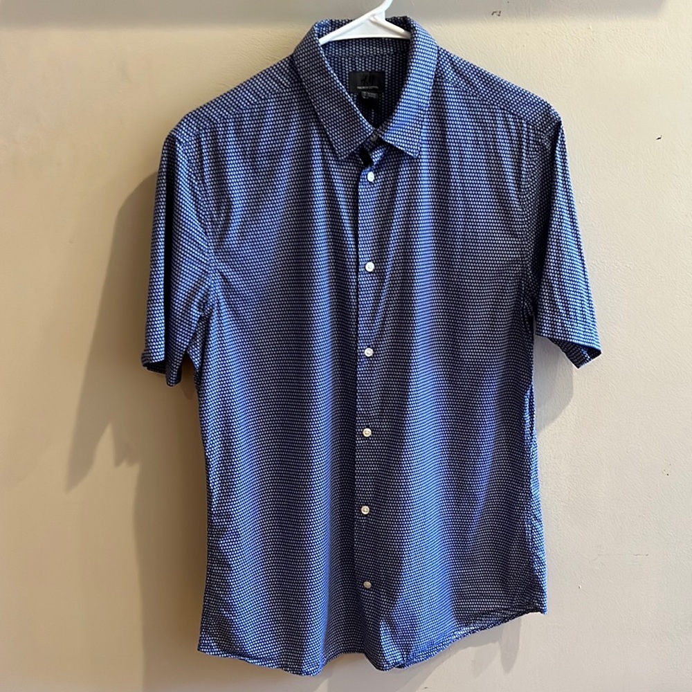 H&M Short Sleeve Button Down - image 1